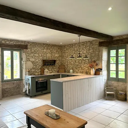 Alojamento de Acomodação e Pequeno-almoço Figtrees Margueron